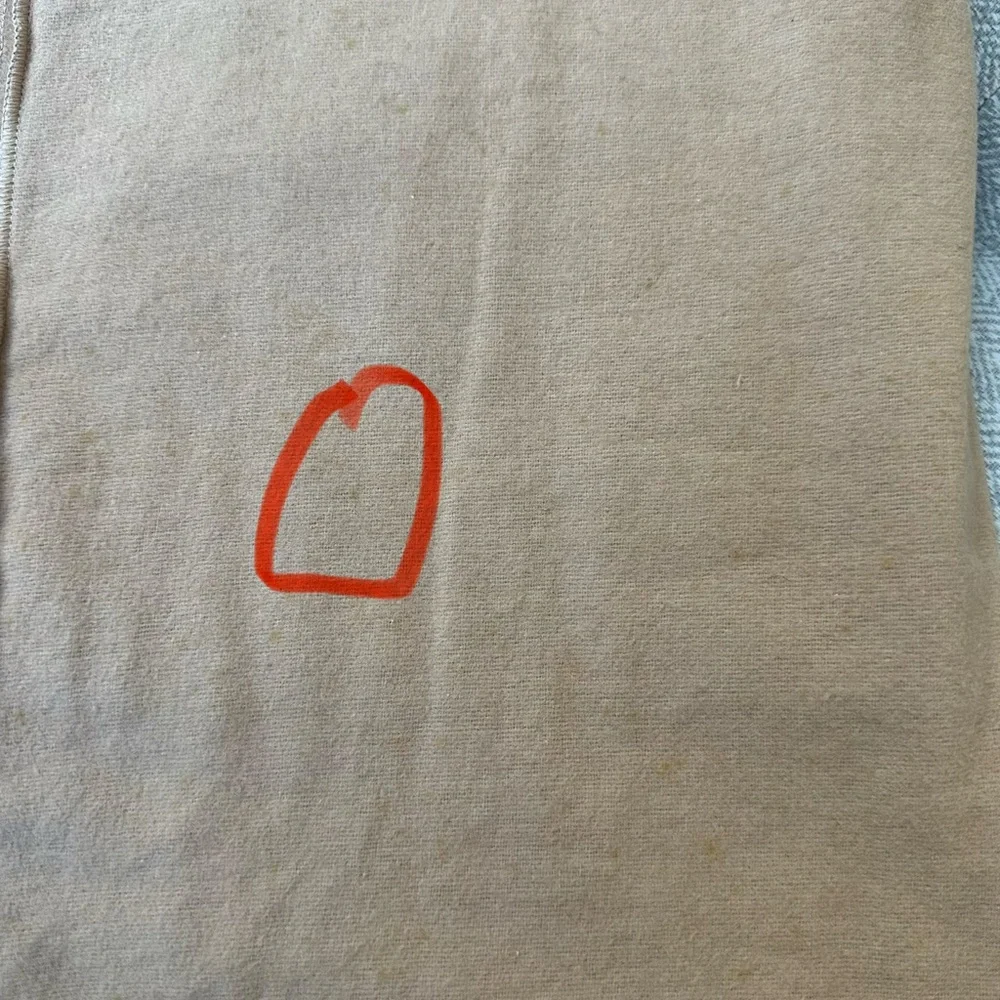 Reseller Bundle Authentic Louis Vuitton Flap Style Dust Bags – Lot of 10  Medium - Picture 8 of 12